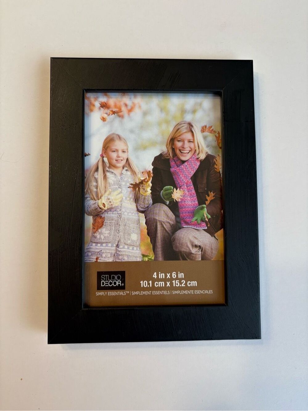 Studio Decor Matte Black 4x6 Picture Frame NWT